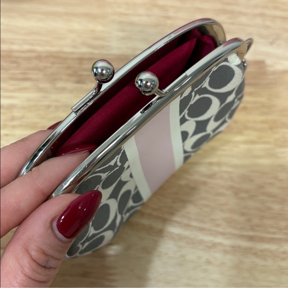 COACH Kisslock Coin Purse - Picture 8 of 11